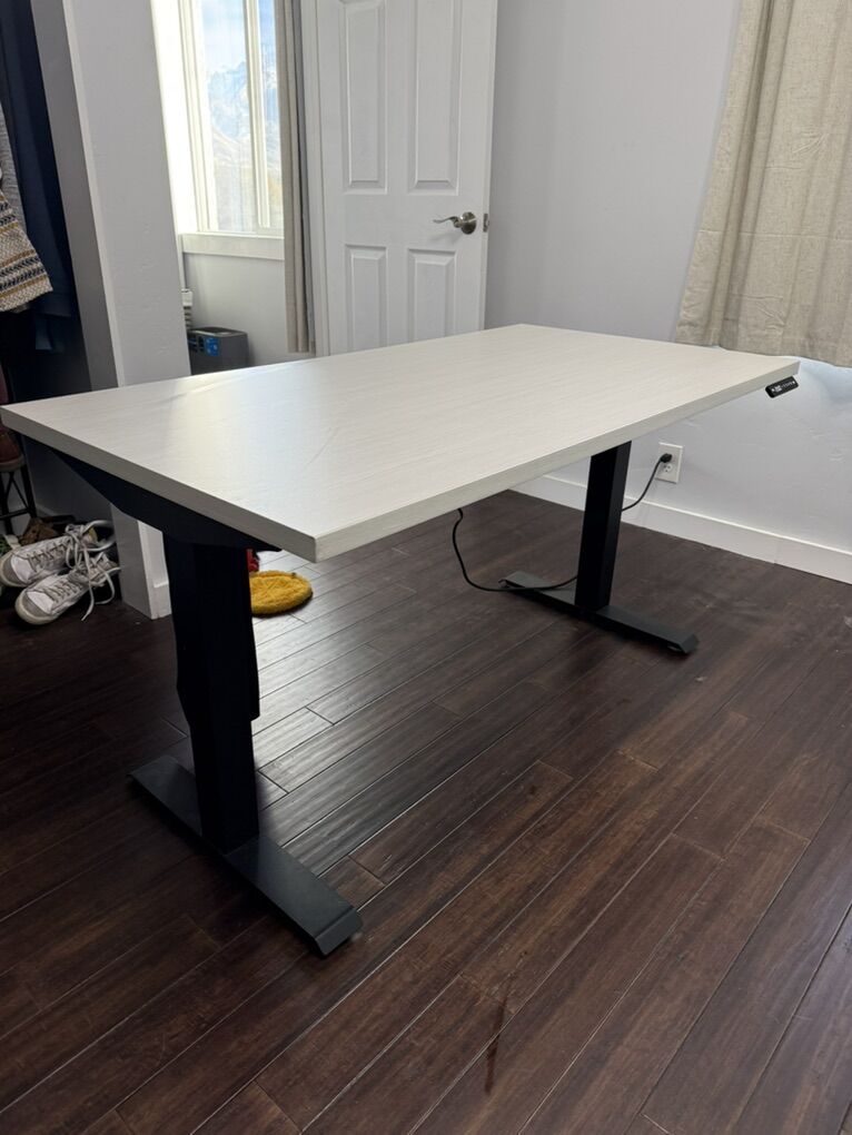 Friant Height Adjustable Desk