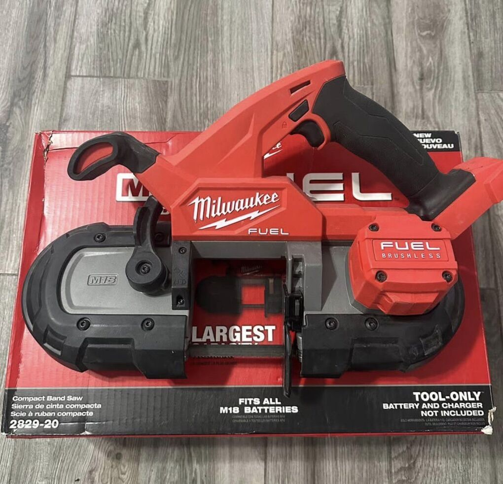 Milwaukee Bandsaw M18