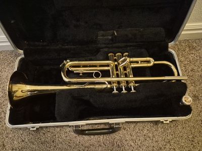 Bundy Trumpet with Guarantee