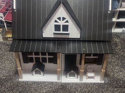 Sams club Wooden Dollhouse with Miniature Furniture and Open-Front Design (with extra new furnature)
