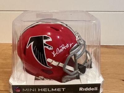 Kyle Pitts Signed Falcons Mini Helmet Beckett Authenticated