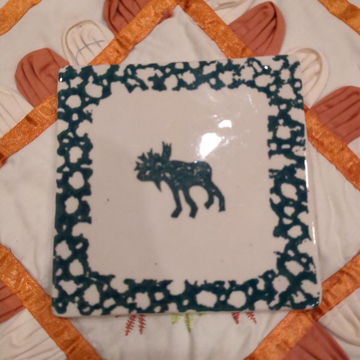 moose country tea tile