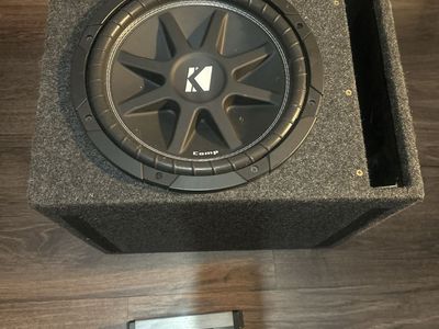 Kicker Comp 12” Sub with Amp Harmony HA-A4001