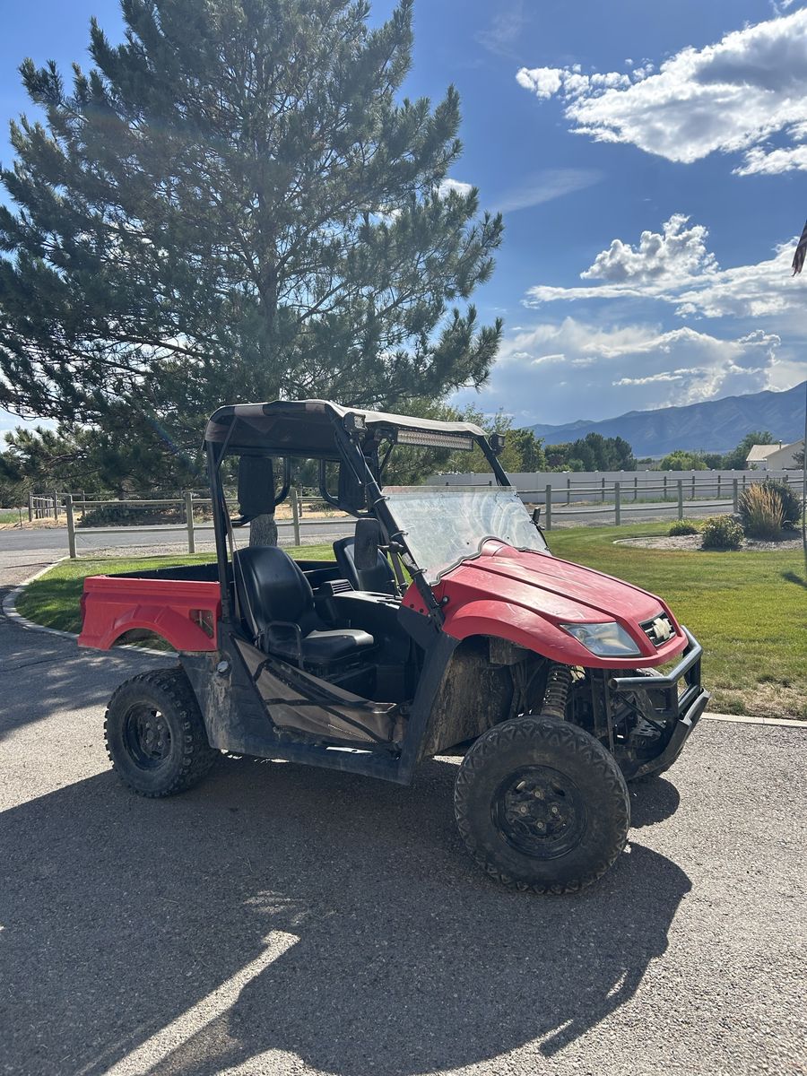 2009 Kymco 500 UXV side by side