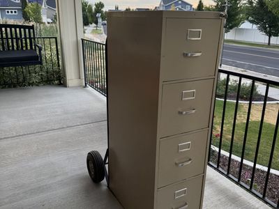 File cabinet, metal, locking with key