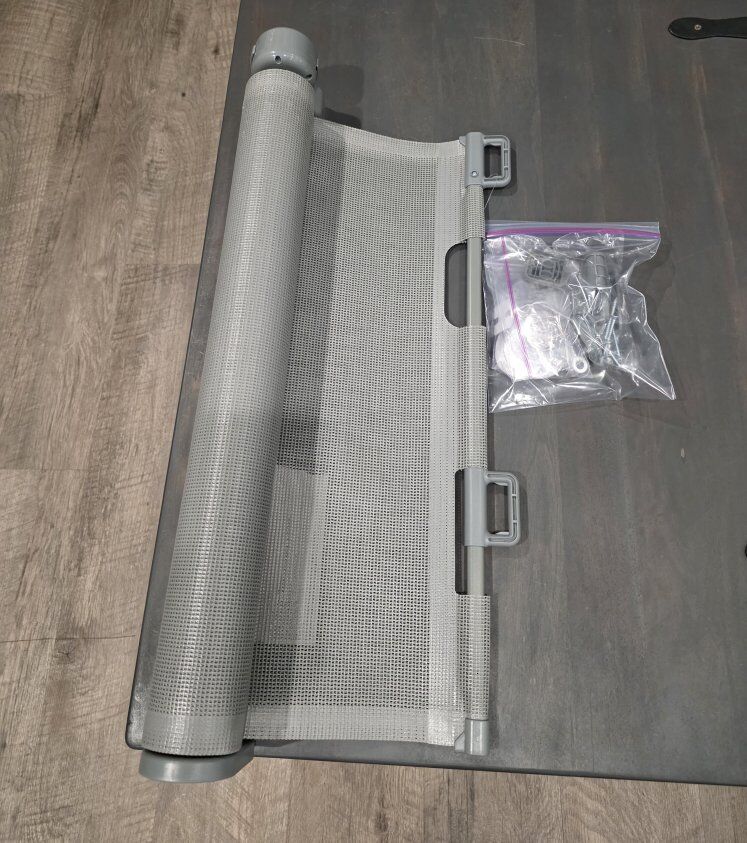 24 In Tall x 150 In Wide Retractable Gate