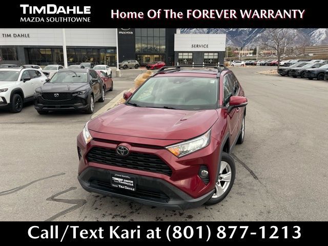2019 TOYOTA RAV4 XLE