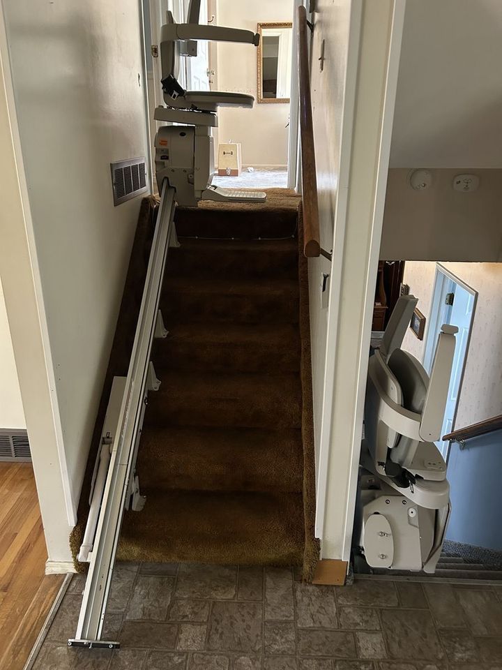 Main image 7