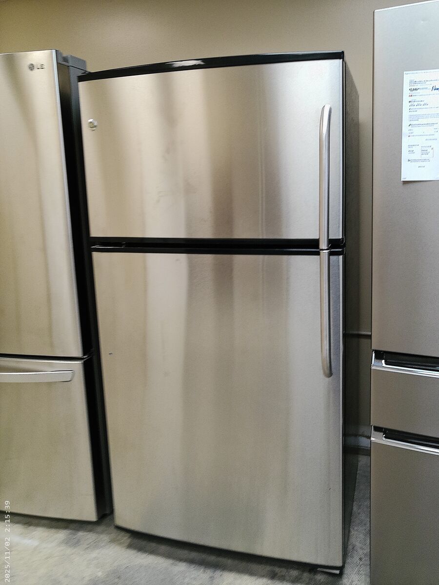 22 cf Stainless Steel Top Freezer~90 Day Guarantee