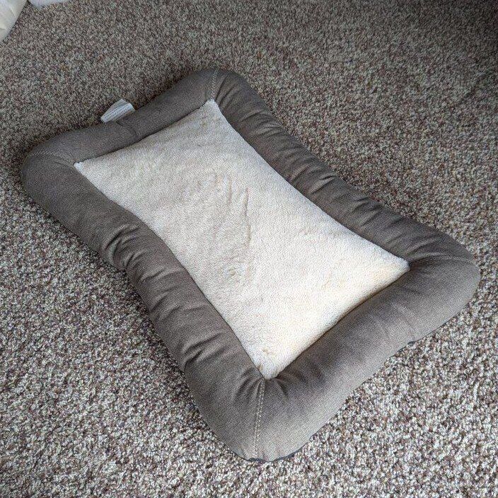 small dog bed - used once
