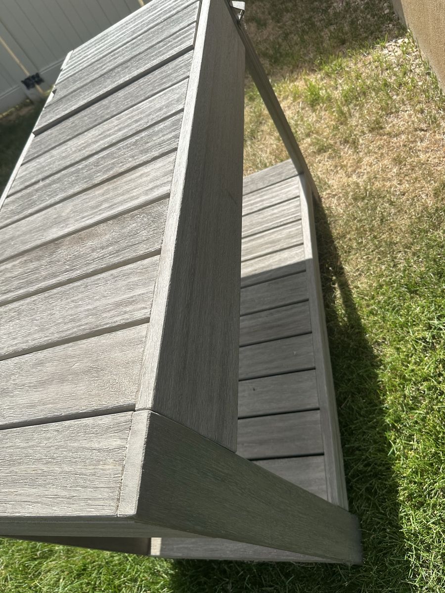 Main image 7