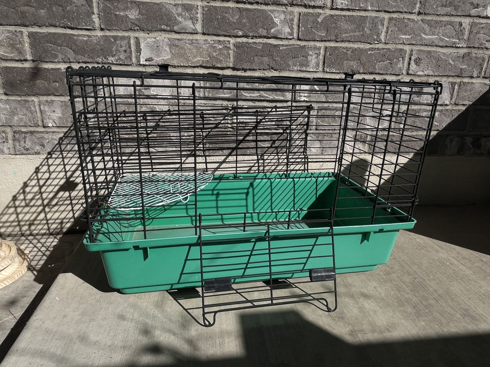 Pet Lodge Brand Rabbit or Small Animal Cage - Like New Condition