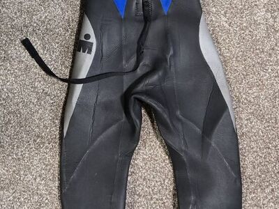 Ironman Stealth Women's Small Wetsuit
