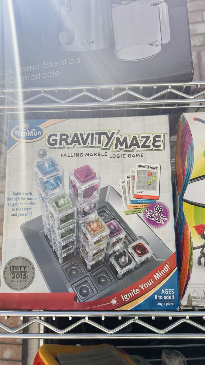 New Gravity Maze