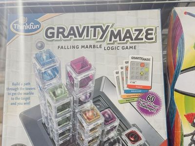 New Gravity Maze