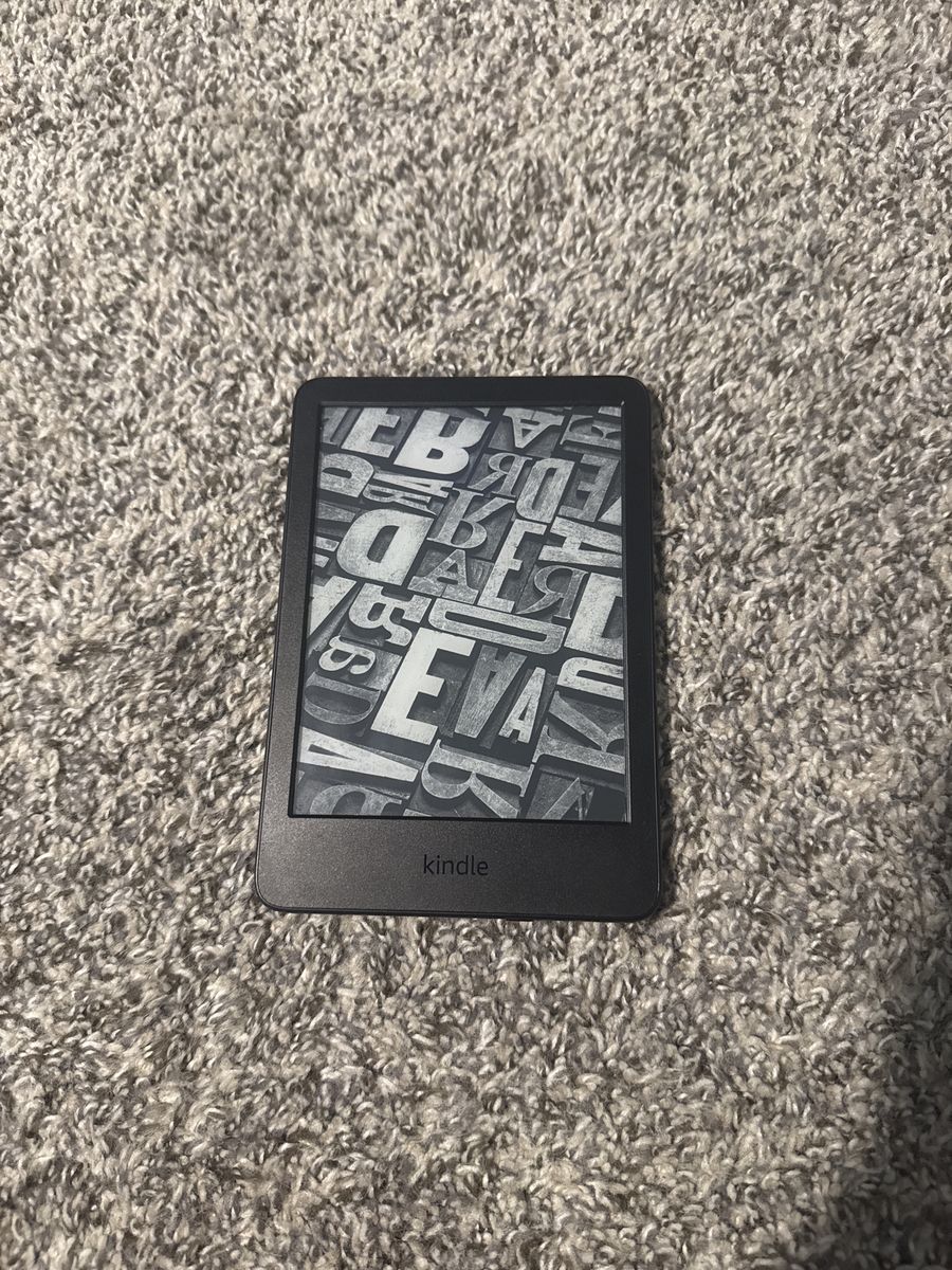 Amazon Kindle E-Reader (10th Gen) 16GB with Nupro Case - Great Condition