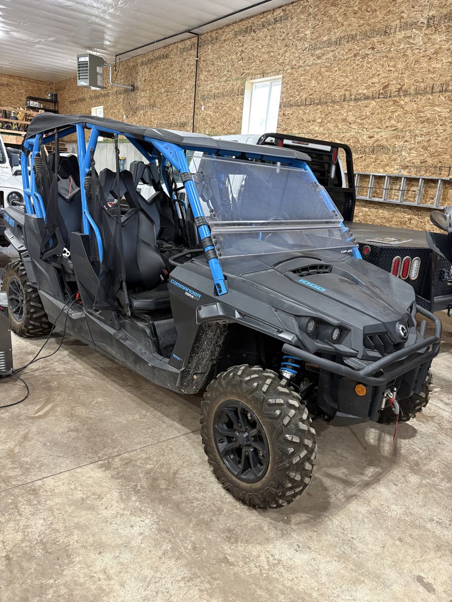 2016 Can-Am Commander 1000 Max
