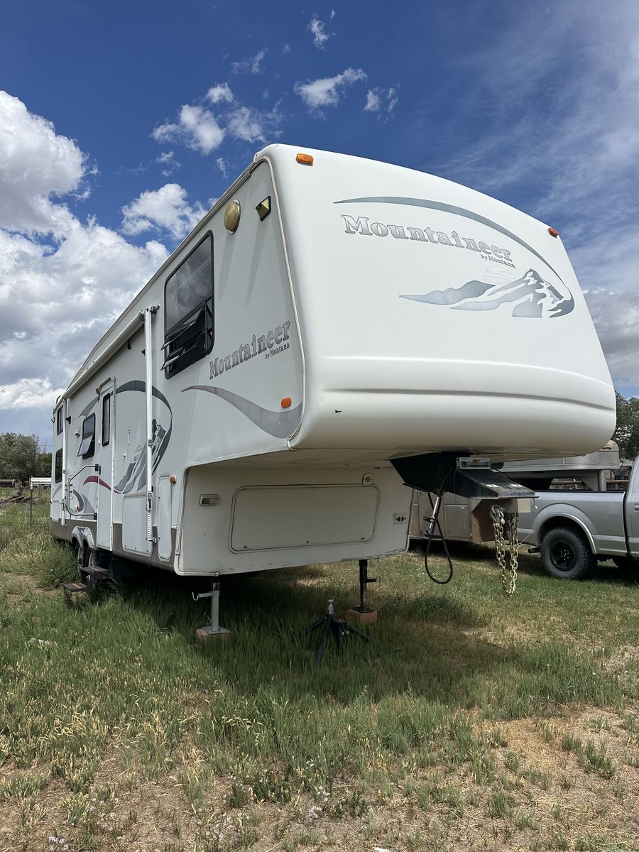 2004 Keystone Mountaineer For Sale