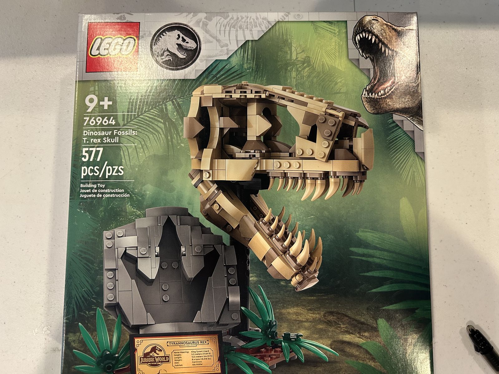 LEGO Jurassic World Dinosaur Fossils: T. Rex Skull (76964) - 577 Pieces