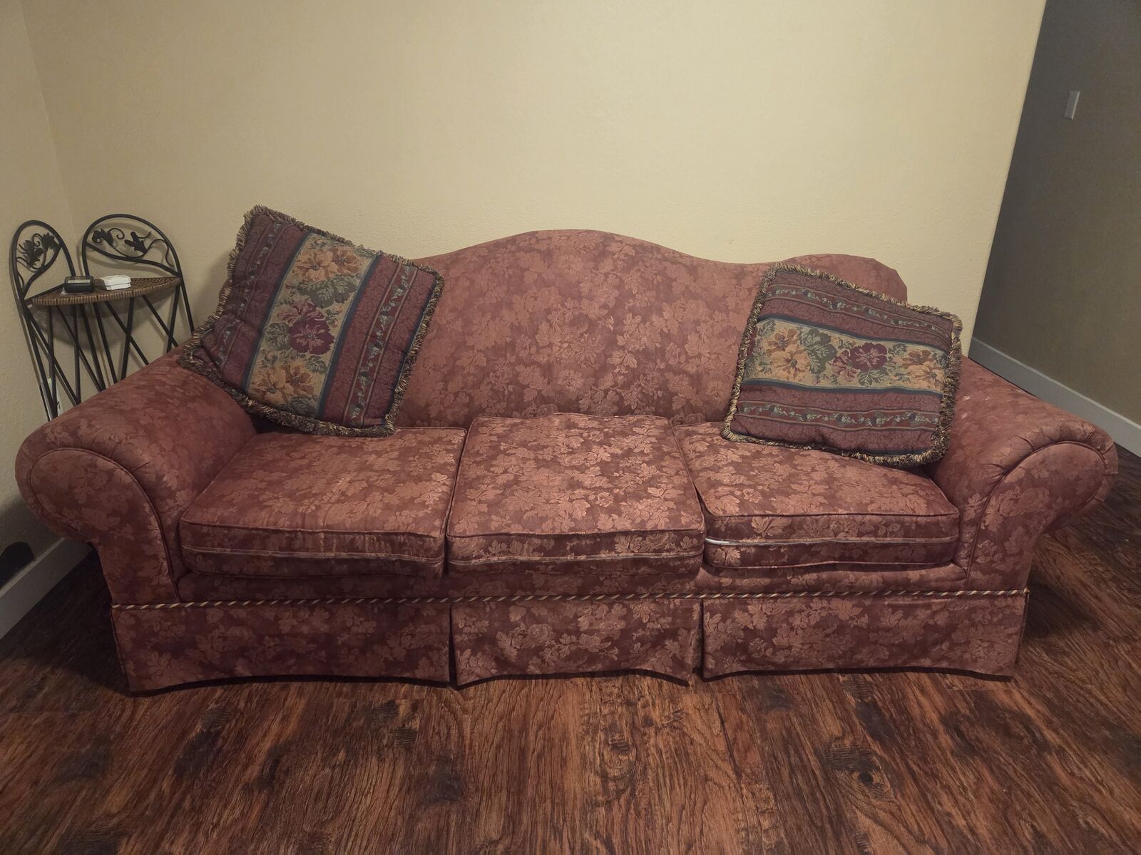 Couch set