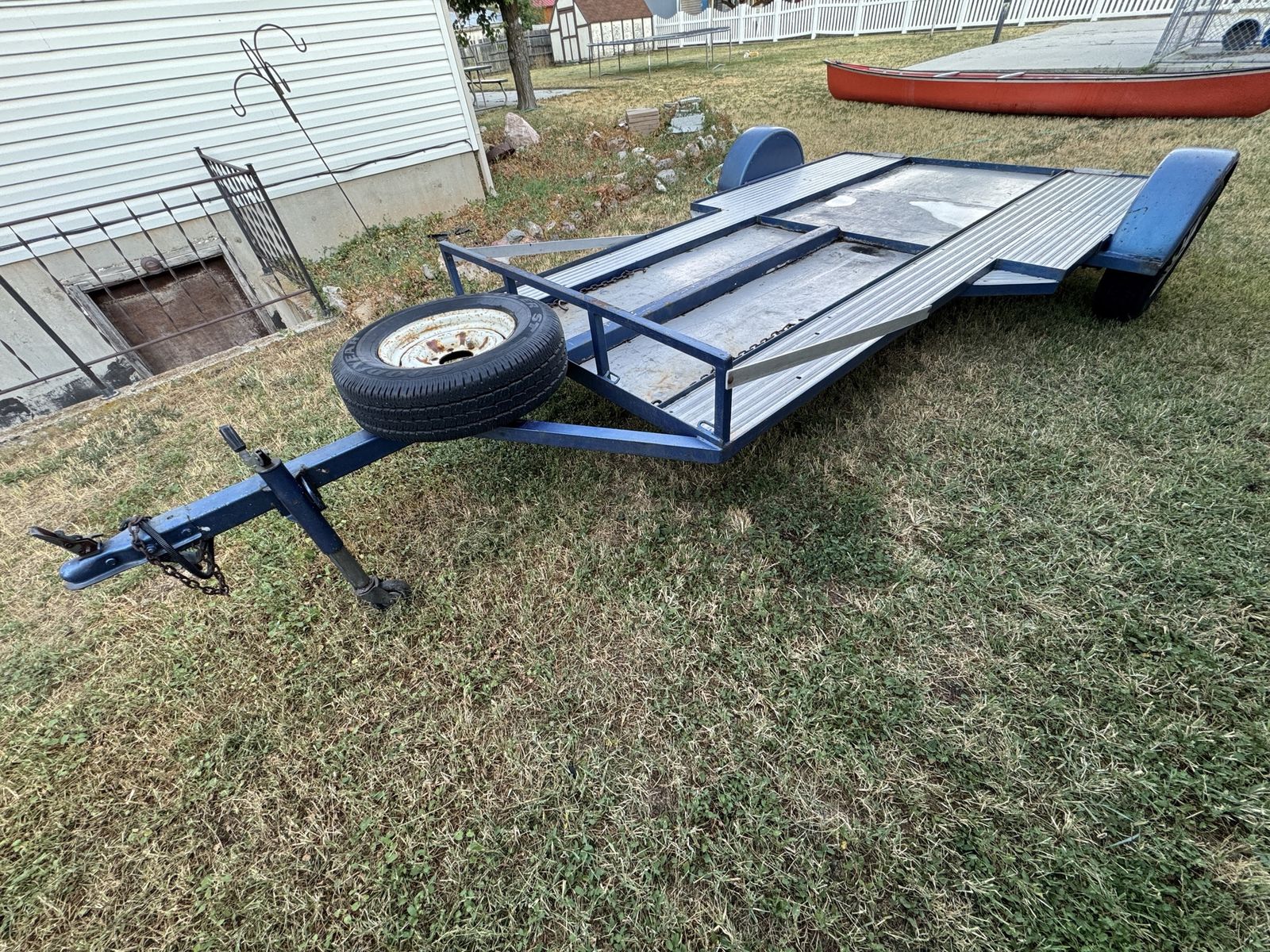 Main image 4