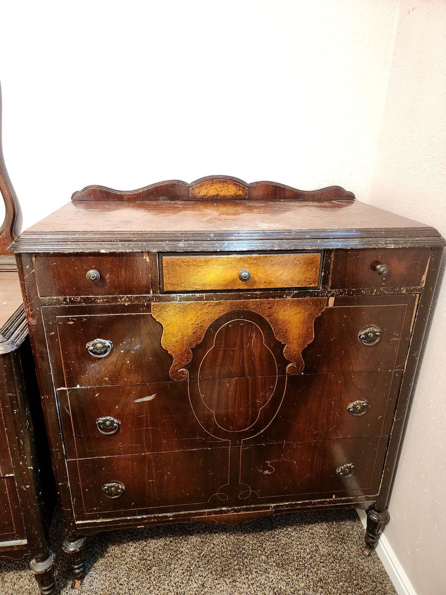 Dresser and Chest of Drawers