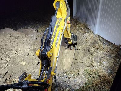 2024 JCB 1CXT Backhoe Compact track loader – 120 Hours – Concrete Breaker, Buckets, Snow Plow