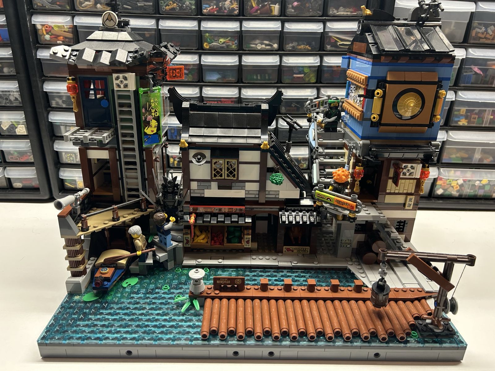 Main image 7