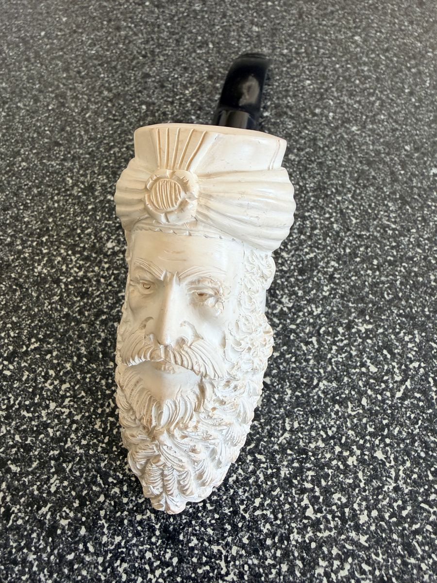 Intricately Hand-carved Sultan Figure from Turkish Meerschaum Pipe