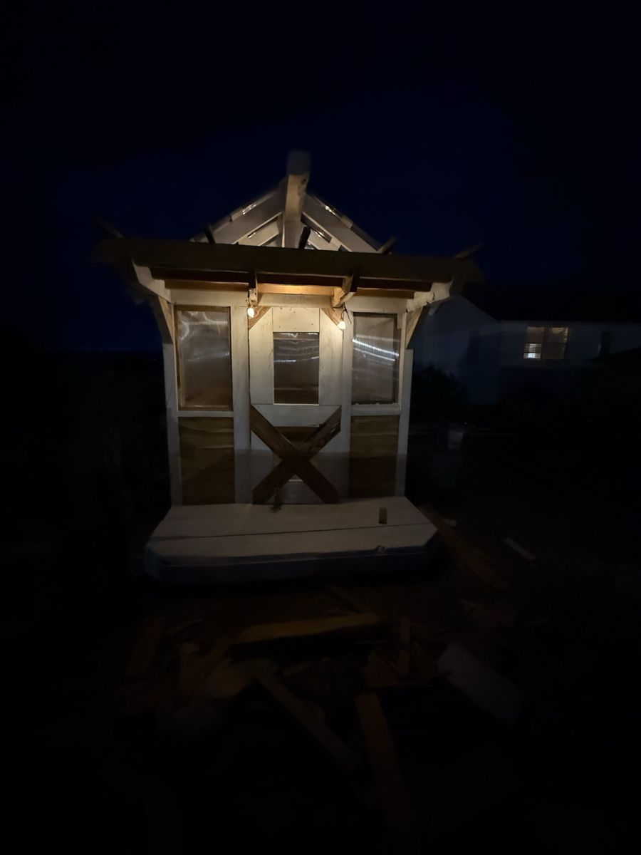 Main image 4