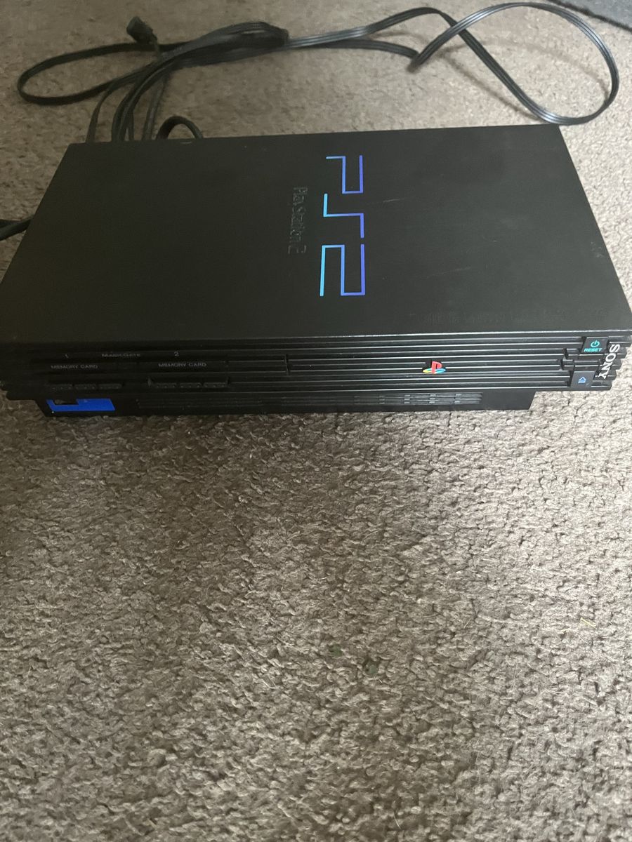Sony PlayStation 2 - Black (Includes A/V Cables & Power Cord)