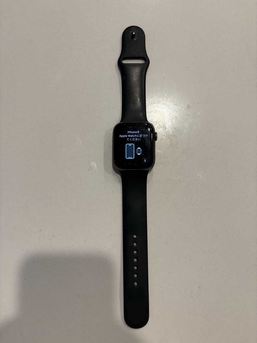 Apple Watch Series 5 GPS 44mm Space Gray Aluminum Case Black Sport Band