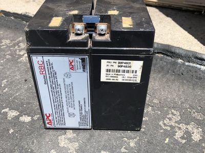 Genuine APC RBC Replacement Battery Pack FRU PN 90P4831 / PN 90P4830