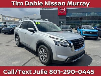 2023 Nissan Pathfinder SL