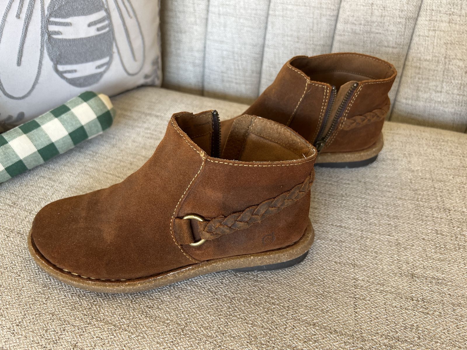 Born ankle Boots Size US 7