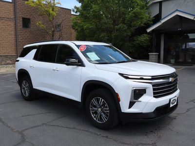 2024 Chevrolet Traverse LT