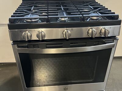 GE Gas Range