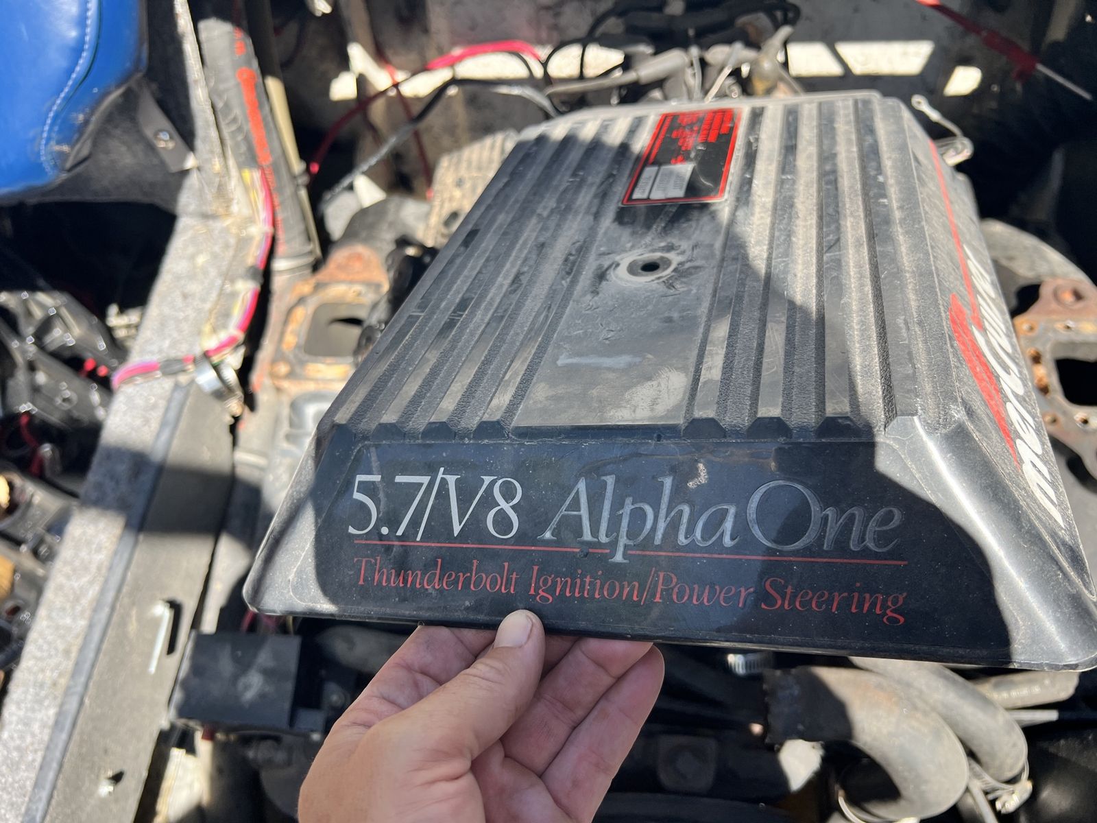 Mercruiser 5.7L V8 Alpha One Thunderbolt Ignition/Power Steering Marine Engine *Cracked block