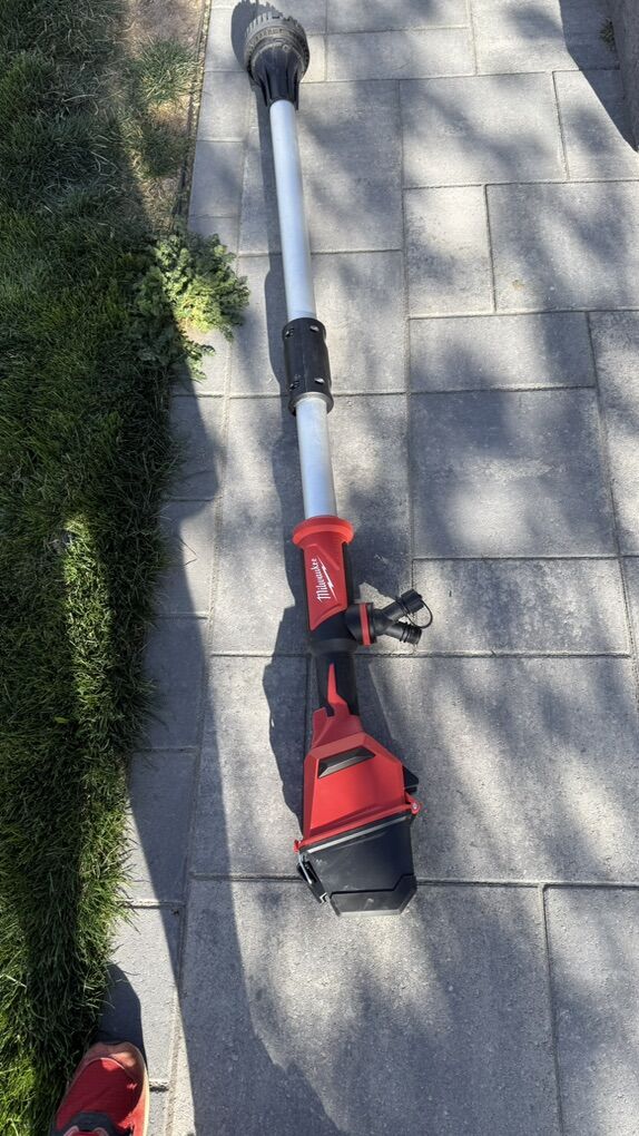 Milwaukee M18 Brushless Stick Transfer Pump