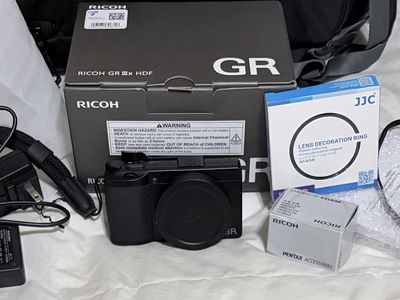 Ricoh GR IIIx HDF *PURE* 100% Mint+New Extras