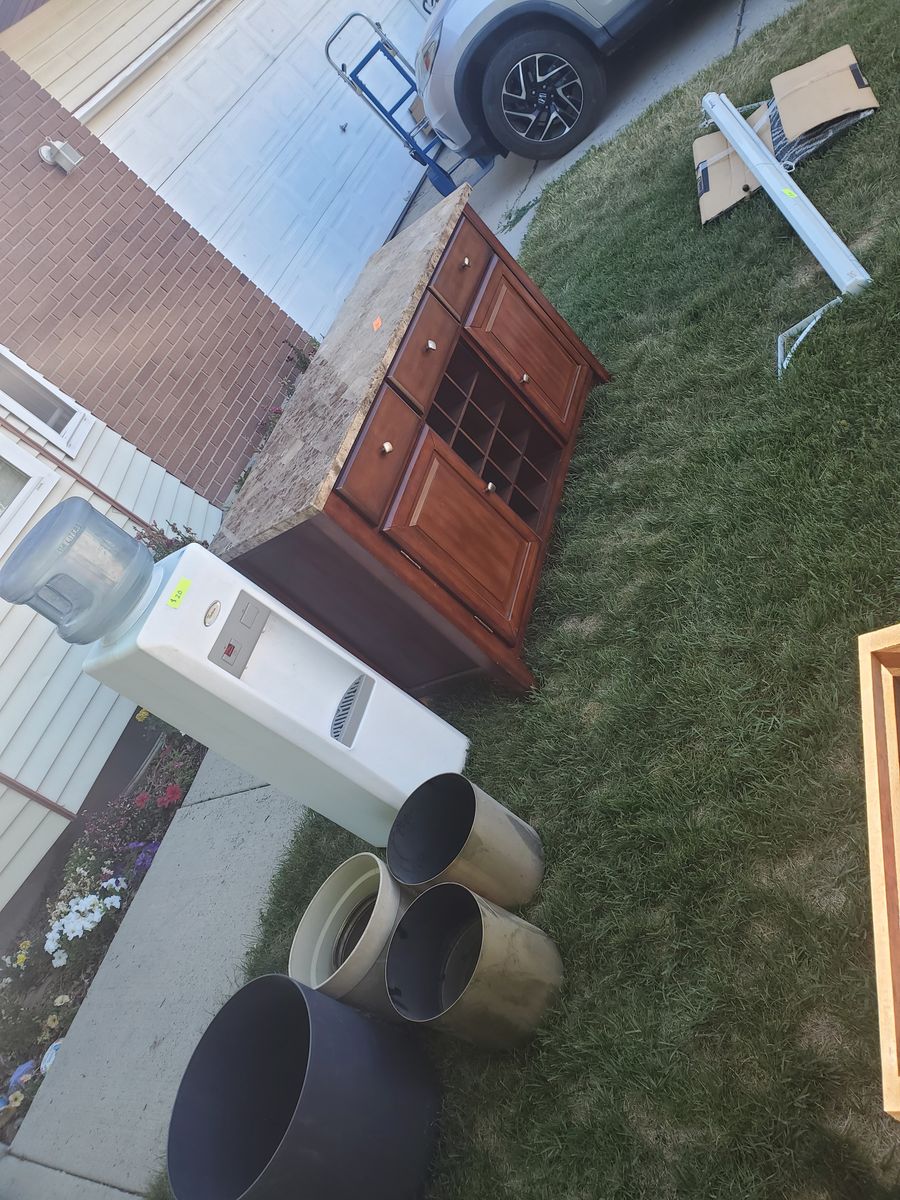Grandkids Fundraising Yard sale