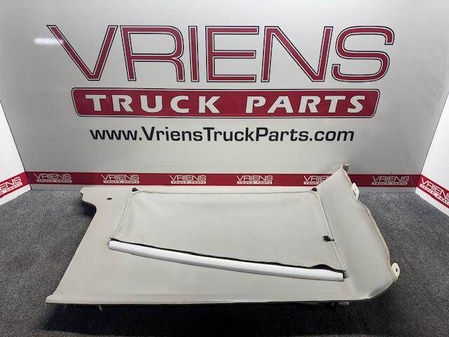 U89-1512-0001H661 WINDOW LINING LH