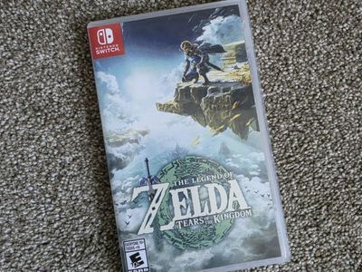 Nintendo Switch Video Game - The Legend of Zelda, Tears of the Kingdon w/ 33 Amiibo NFC Cards Bundle