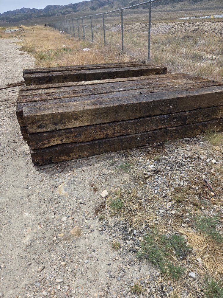 Main image 3