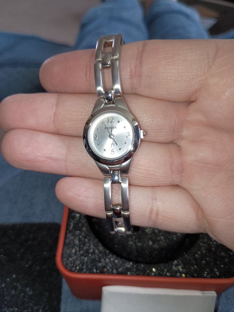 Fossil Silver-Tone Women's Quartz Watch - Analog Display, Slim Bracelet, New in Box