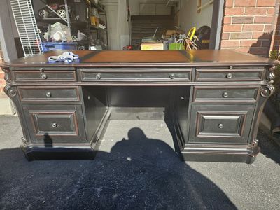 Hooker Furniture - Executive Leather-Top Desk