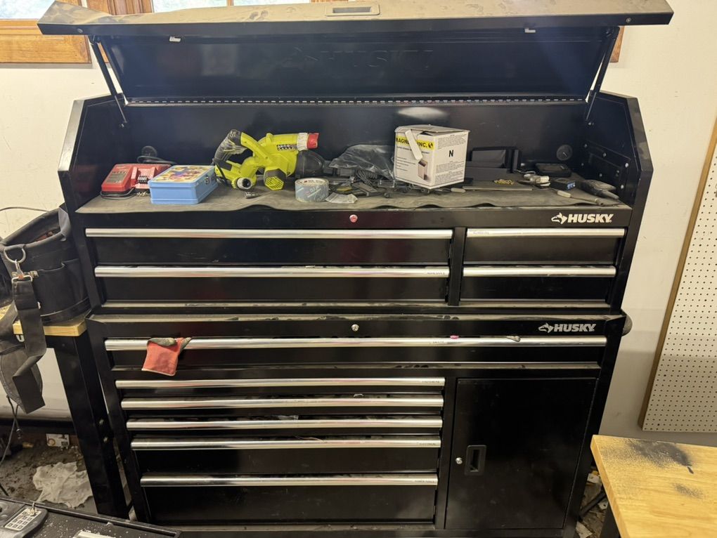 Husky Garage Storage Set