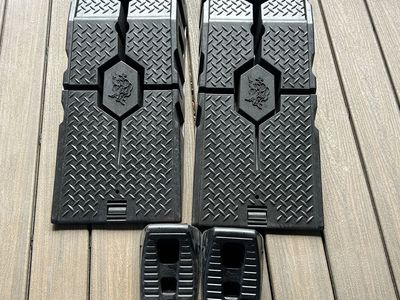 Rhino Car Ramps Car Lift 2pc Set Used Max 4000 Lbs Each w/ Chocks