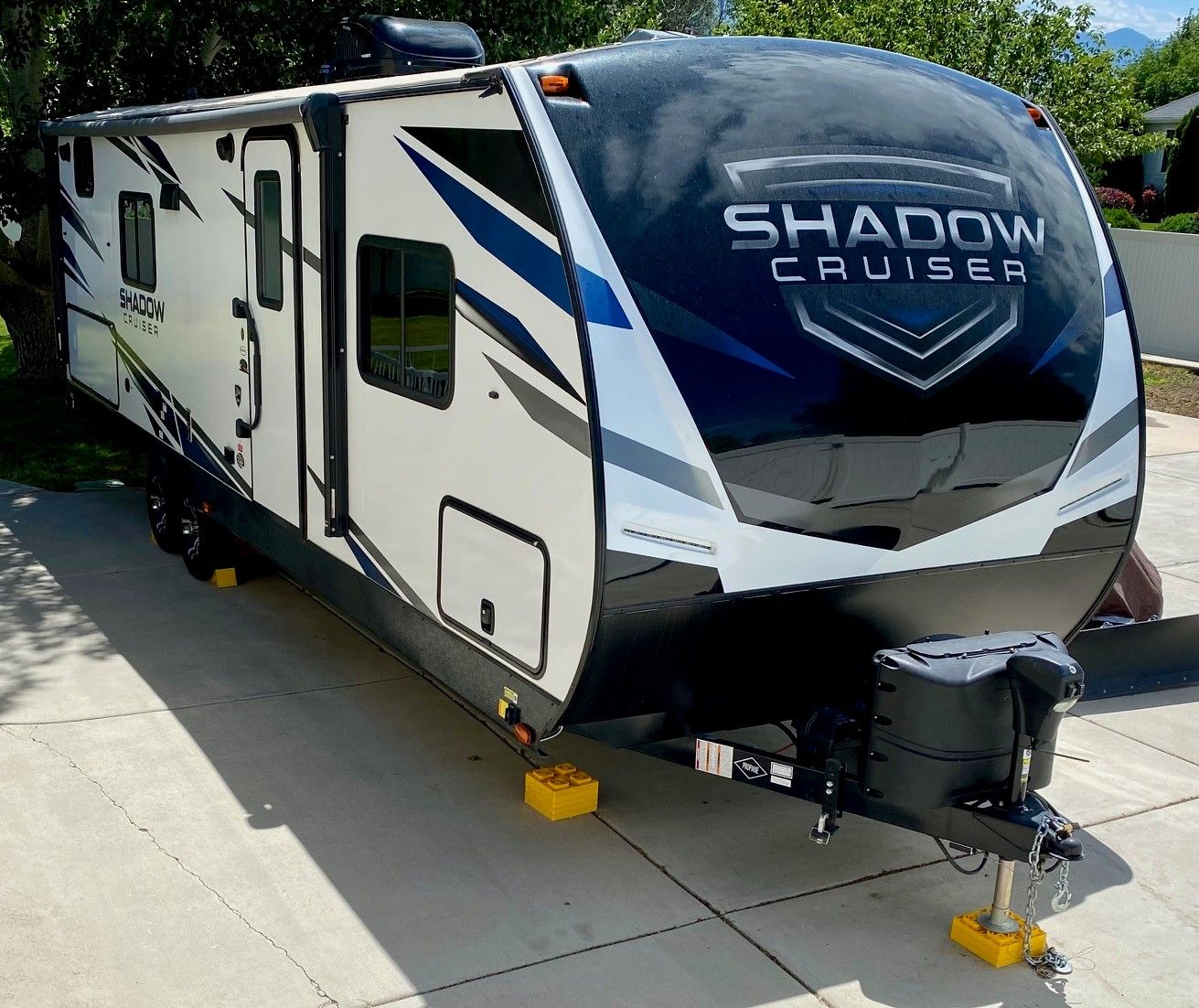2022 Cruiser RV Shadow Cruiser 259BHS Travel Trailer – Like New, Loaded, and Priced to Sell!
