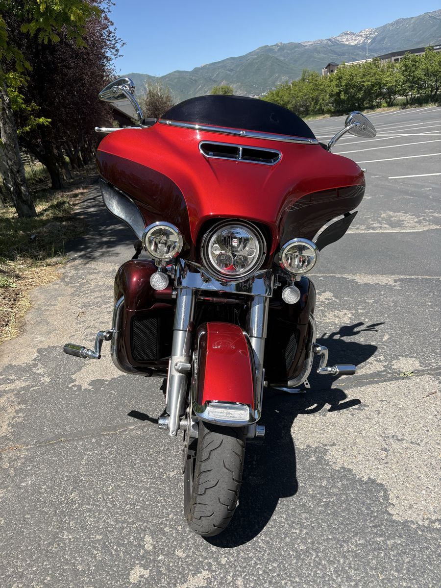 2018 Harley Davidson Ultra Limited, Low miles